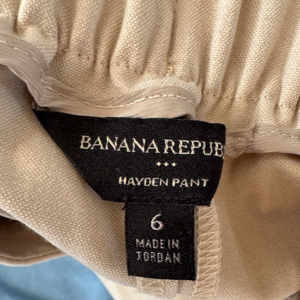 Banana Republic Factory Cream Cropped Ankle Pants - Picture 4 of 5